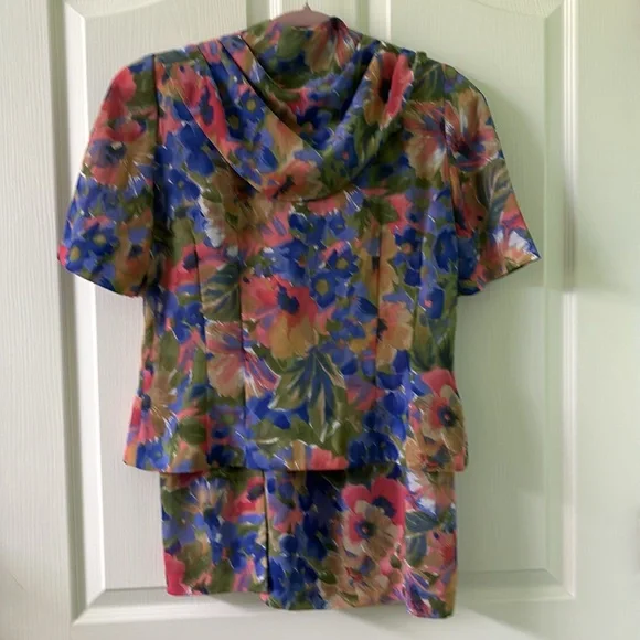 Leslie Fay colorful  skirt & top - Picture 4 of 5